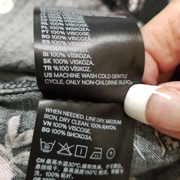 Divided Women's Mini Black Floral Dress Button Up Long Cuffed Sleeves Size 6 - Picture 10 of 10